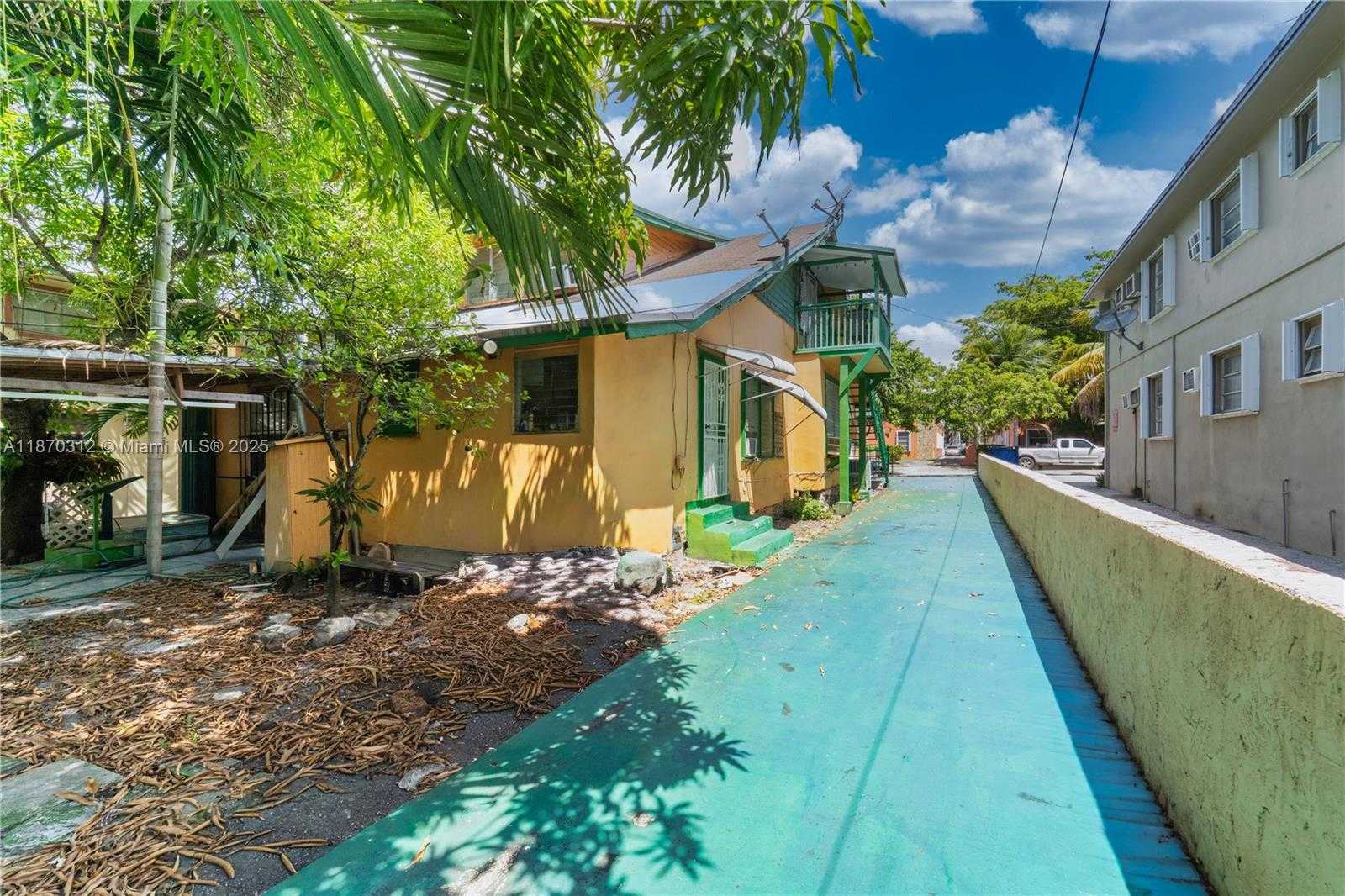 Small Image of 1260 SOUTH WEST 5TH ST #4, Miami Number 11