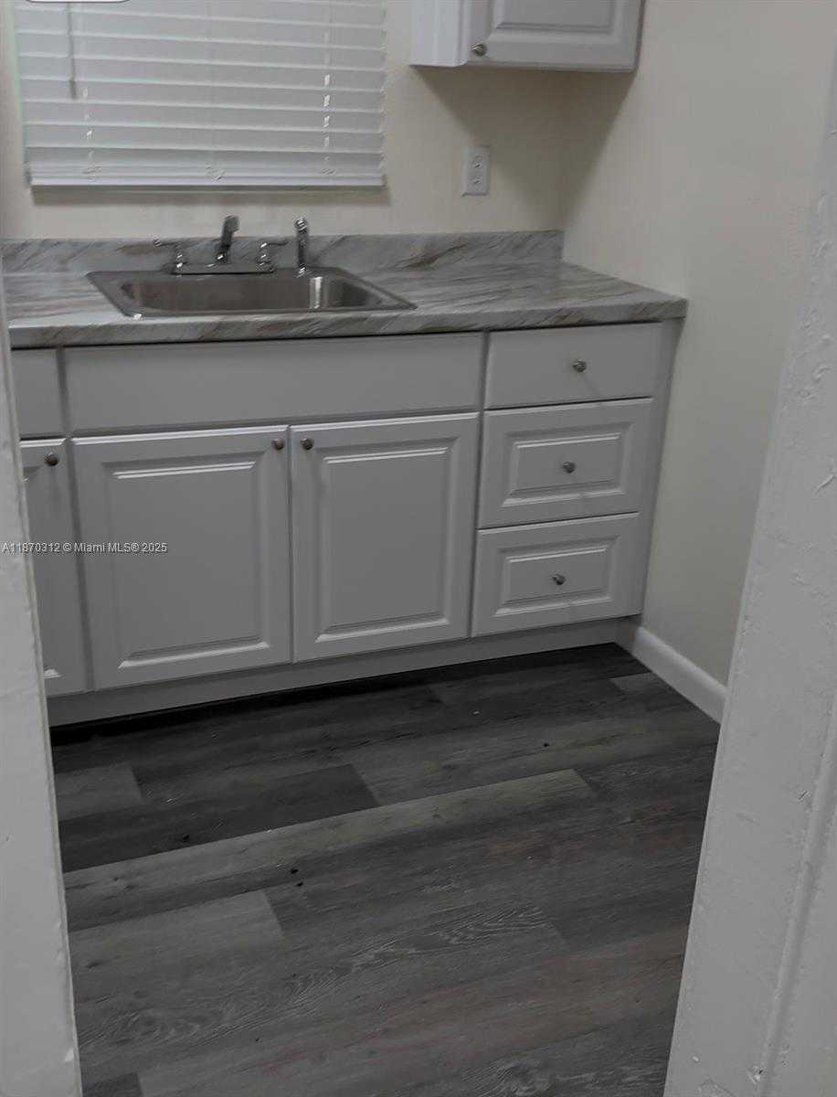 Small Image of 1260 SOUTH WEST 5TH ST #4, Miami Number 16