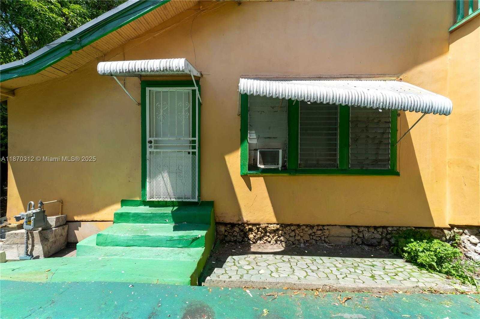 Small Image of 1260 SOUTH WEST 5TH ST #4, Miami Number 2