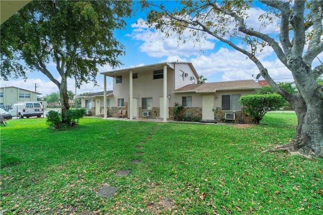 Small Image of 7391 NORTH WEST 37TH ST, Hollywood Number 4