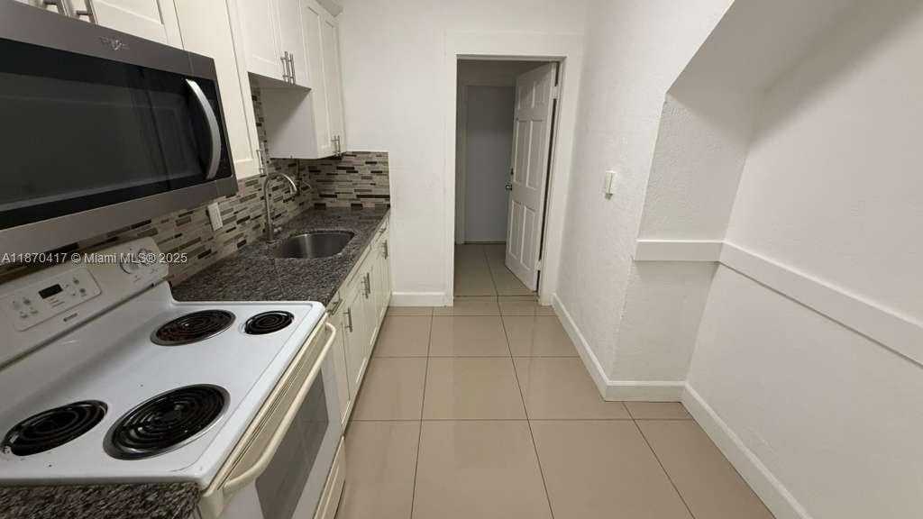 Small Image of 502 SOUTH WEST 2ND AVE, Dania Beach Number 13