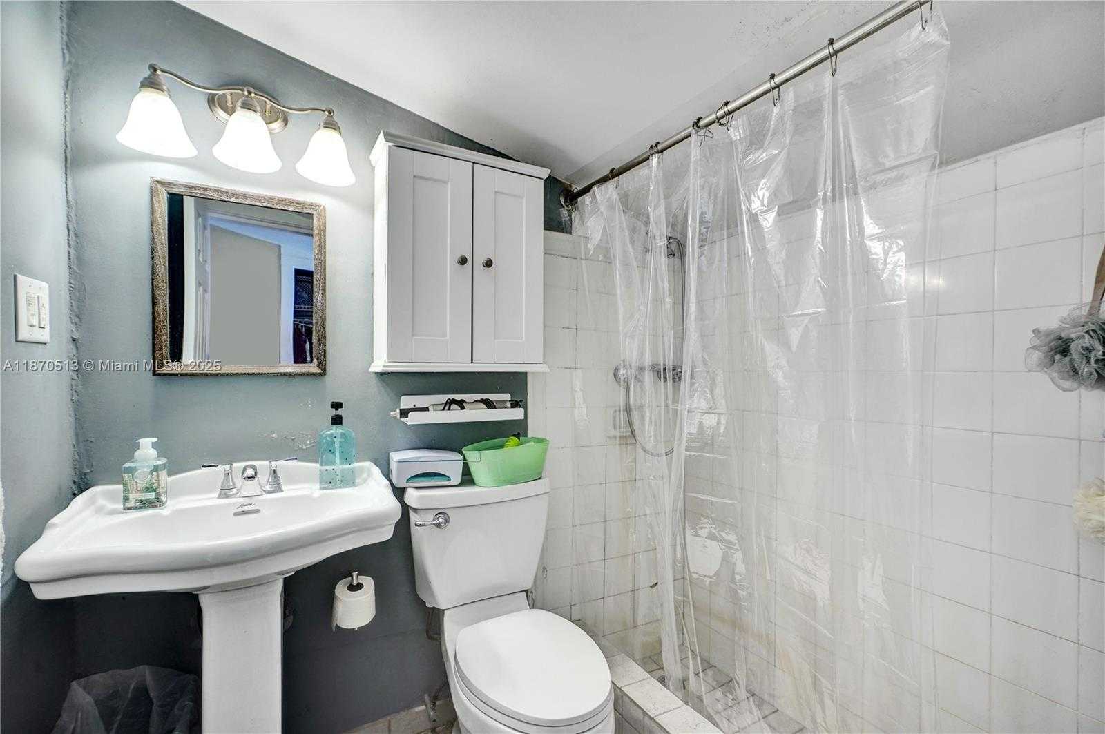 Small Image of 329 NORTH EAST 58TH STREET, Miami Number 16