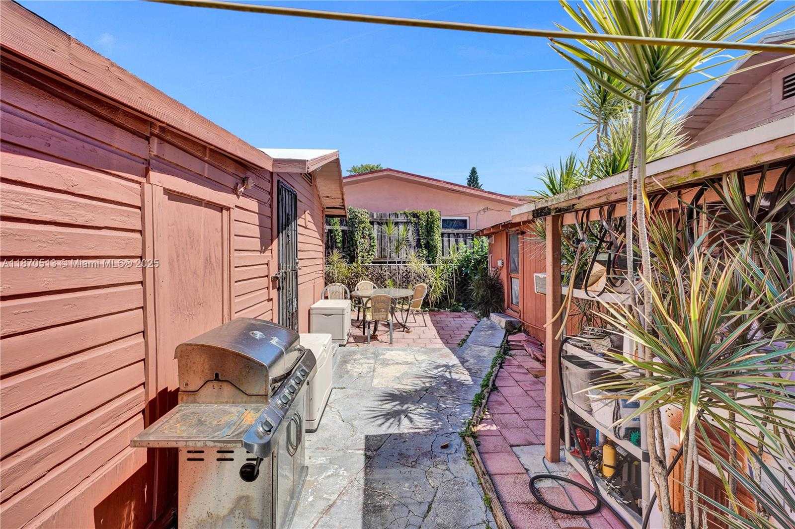 Small Image of 329 NORTH EAST 58TH STREET, Miami Number 23