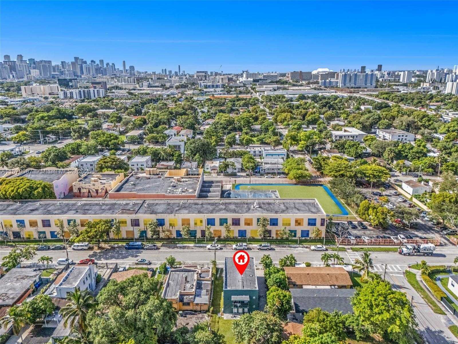 Small Image of 1075 NORTH WEST 30TH ST, Miami Number 11