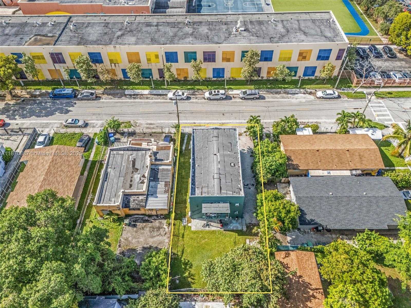 Small Image of 1075 NORTH WEST 30TH ST, Miami Number 12