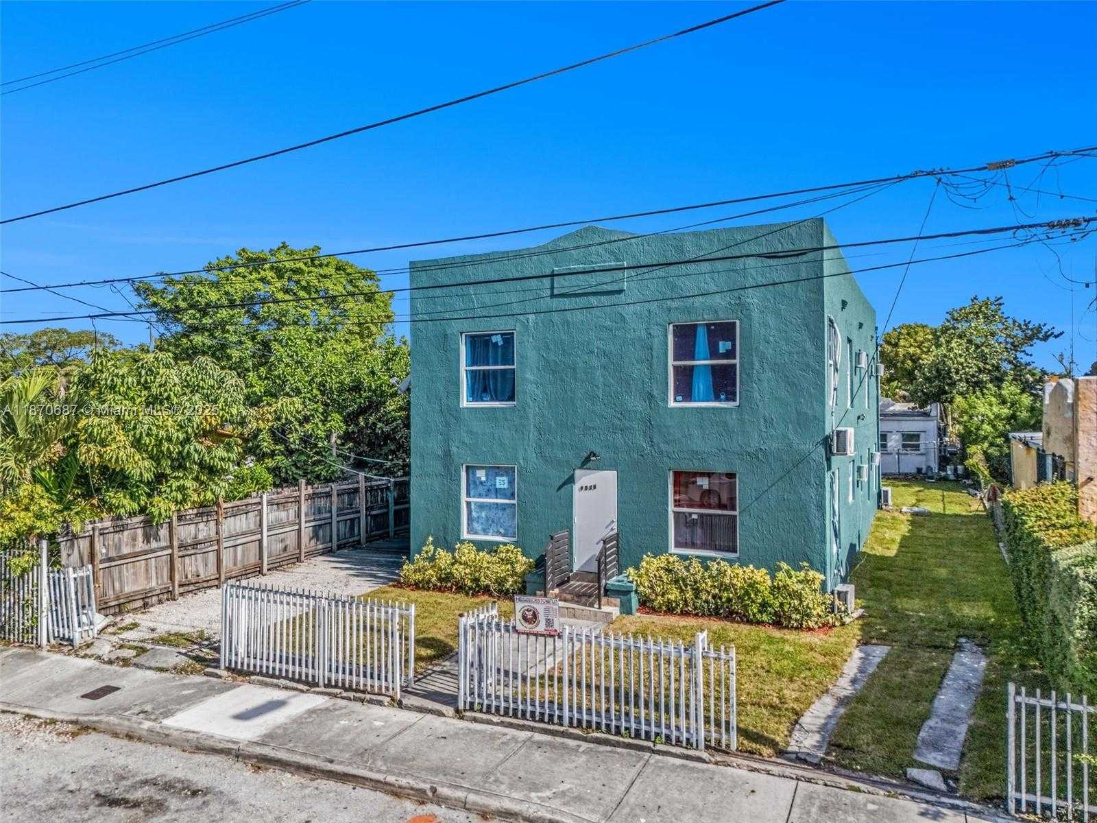 Small Image of 1075 NORTH WEST 30TH ST, Miami Number 3