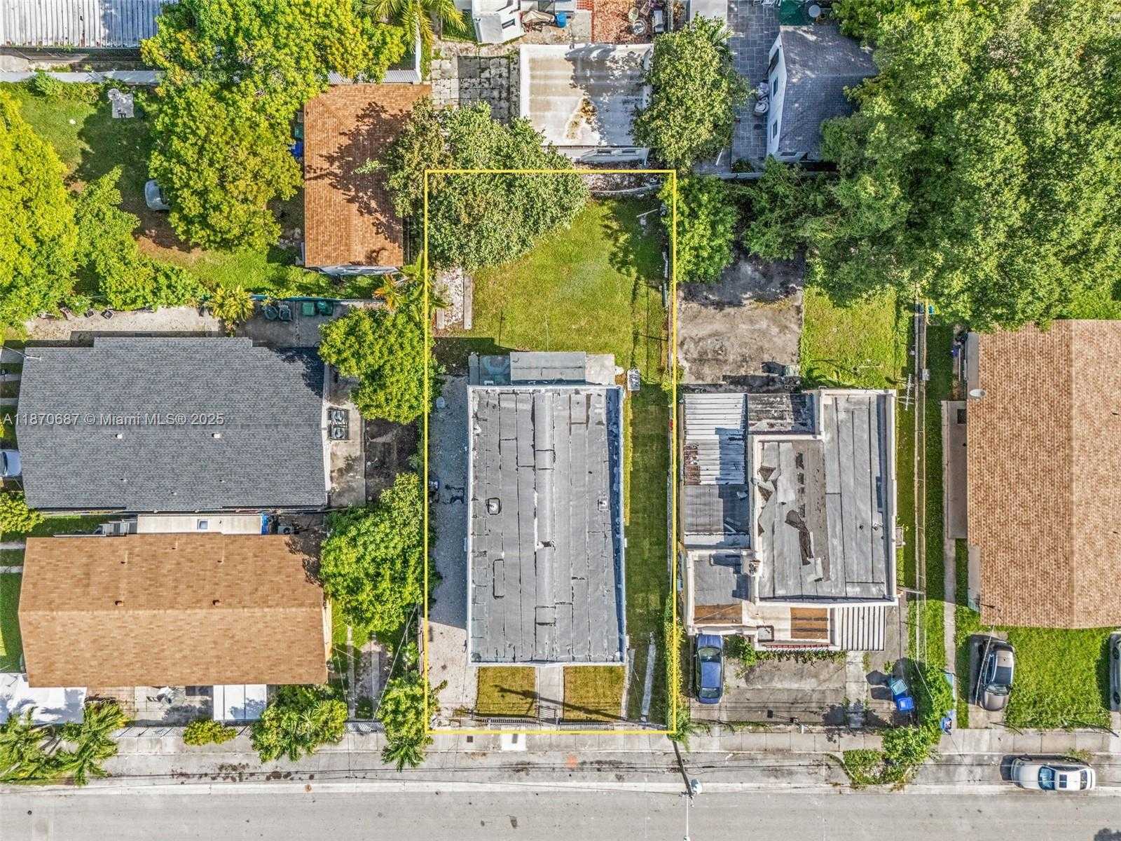 Small Image of 1075 NORTH WEST 30TH ST, Miami Number 5