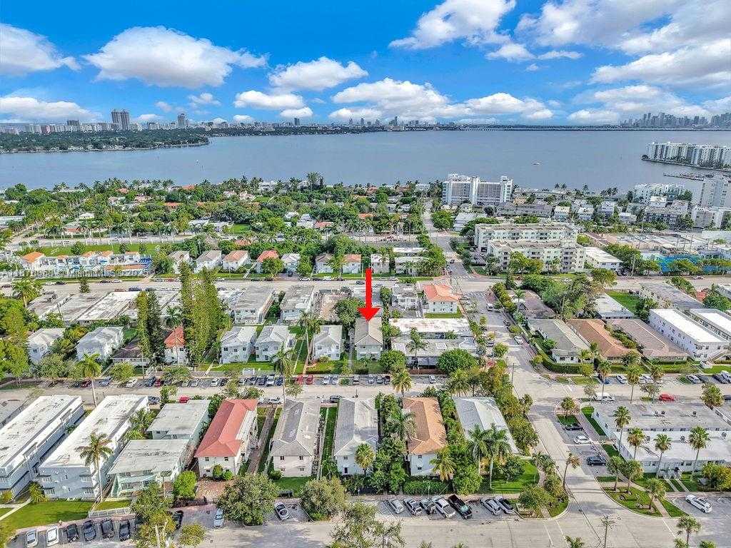 Small Image of 1784 MARSEILLE DR, Miami Beach Number 40