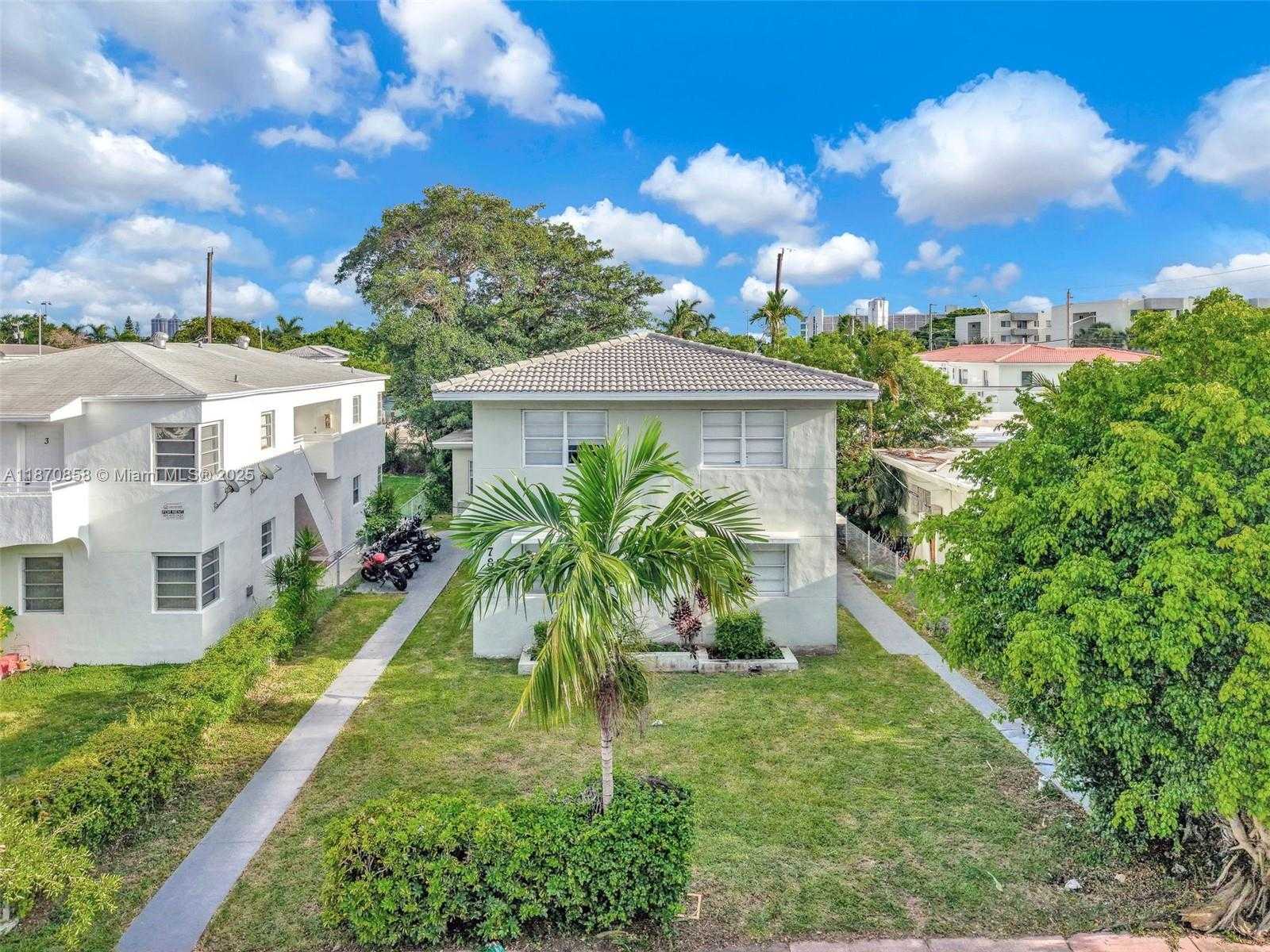 Small Image of 1784 MARSEILLE DR, Miami Beach Number 45