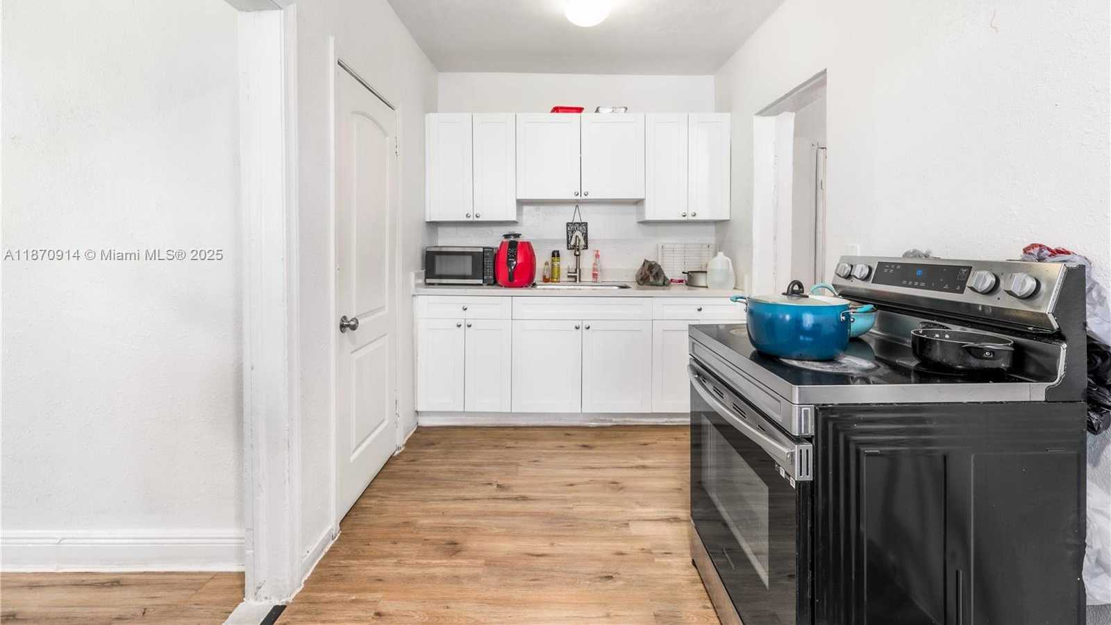 Small Image of 144 NORTH WEST 53RD ST, Miami Number 10