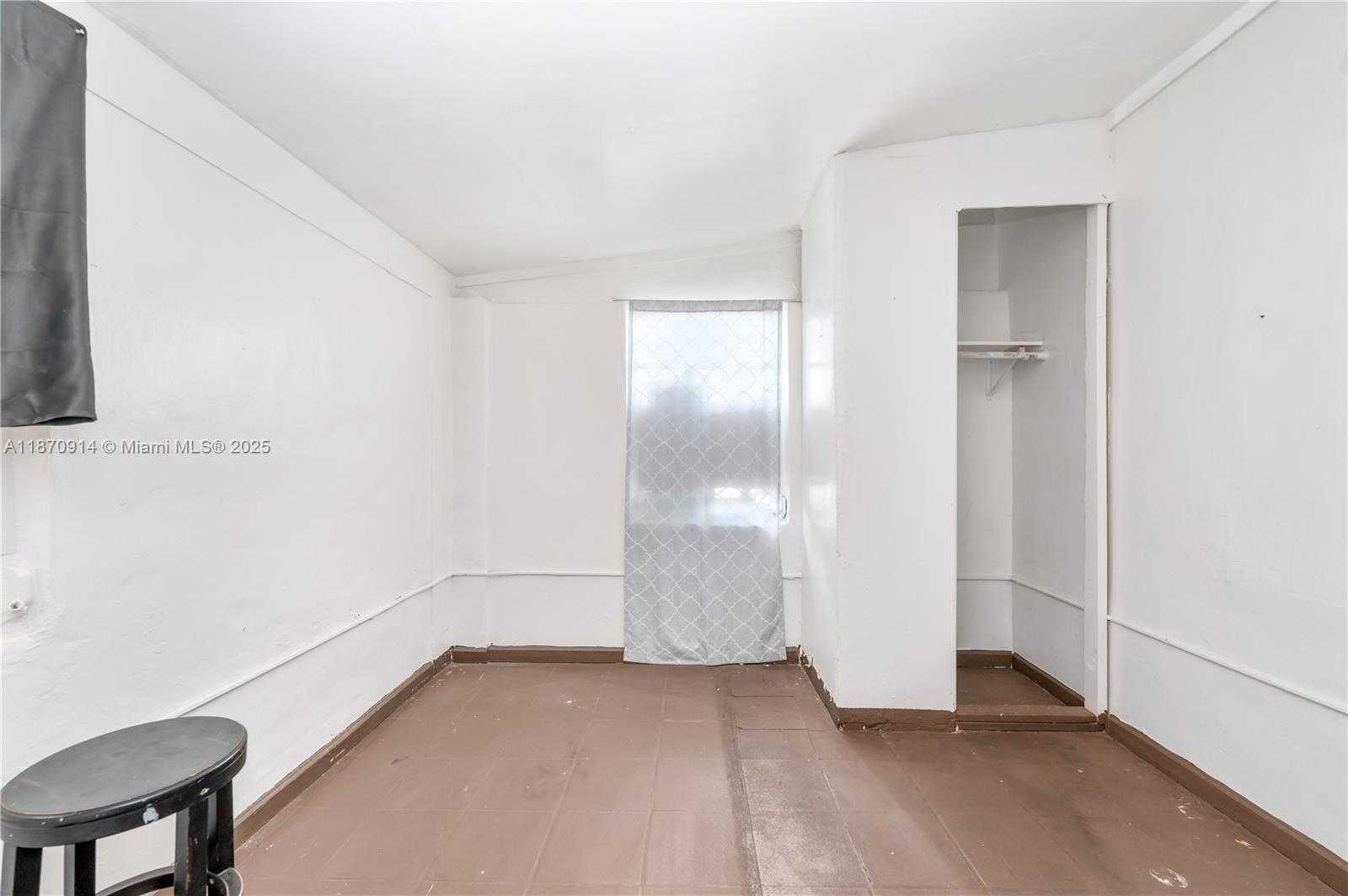 Small Image of 144 NORTH WEST 53RD ST, Miami Number 15