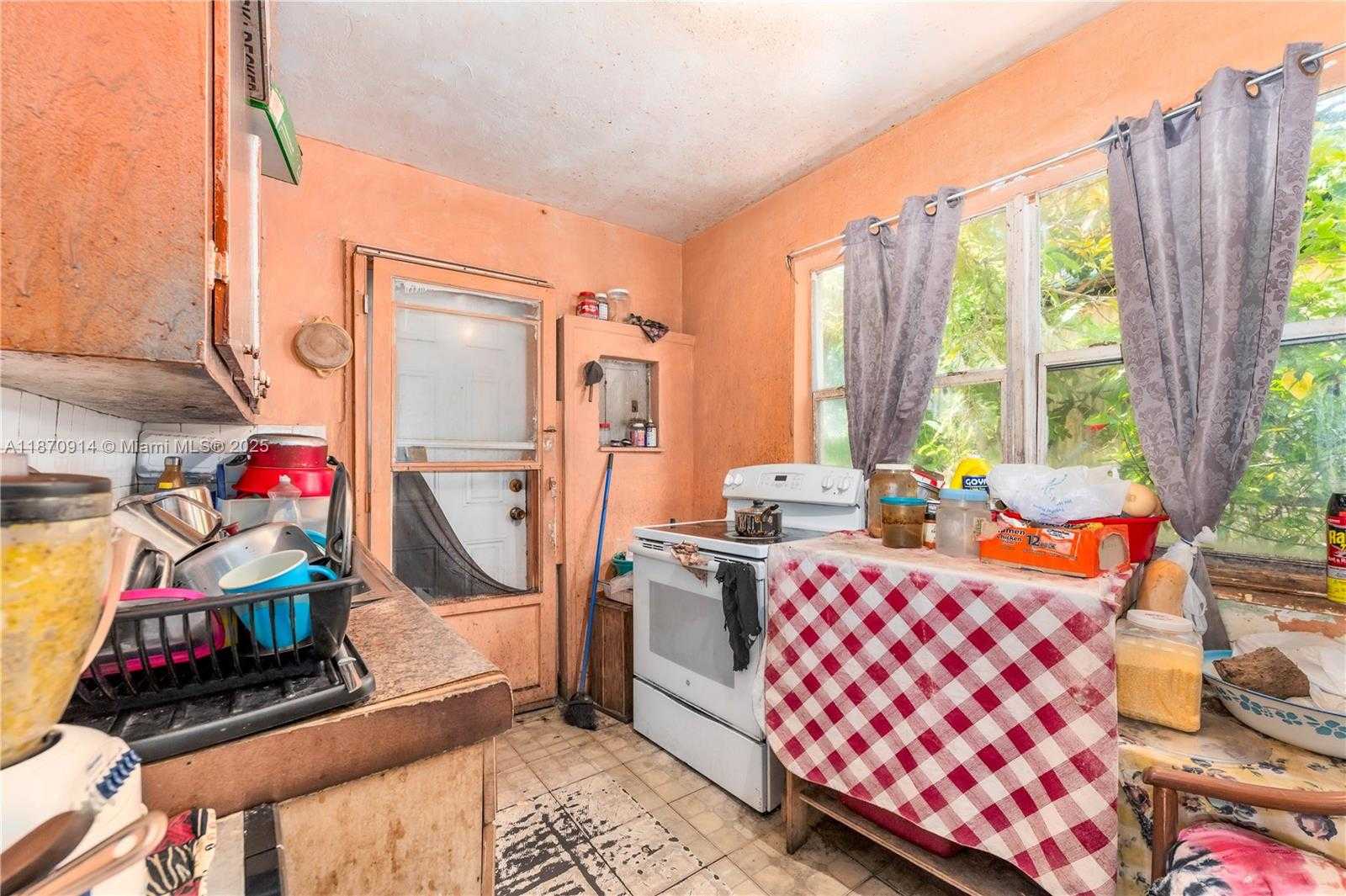 Small Image of 144 NORTH WEST 53RD ST, Miami Number 25