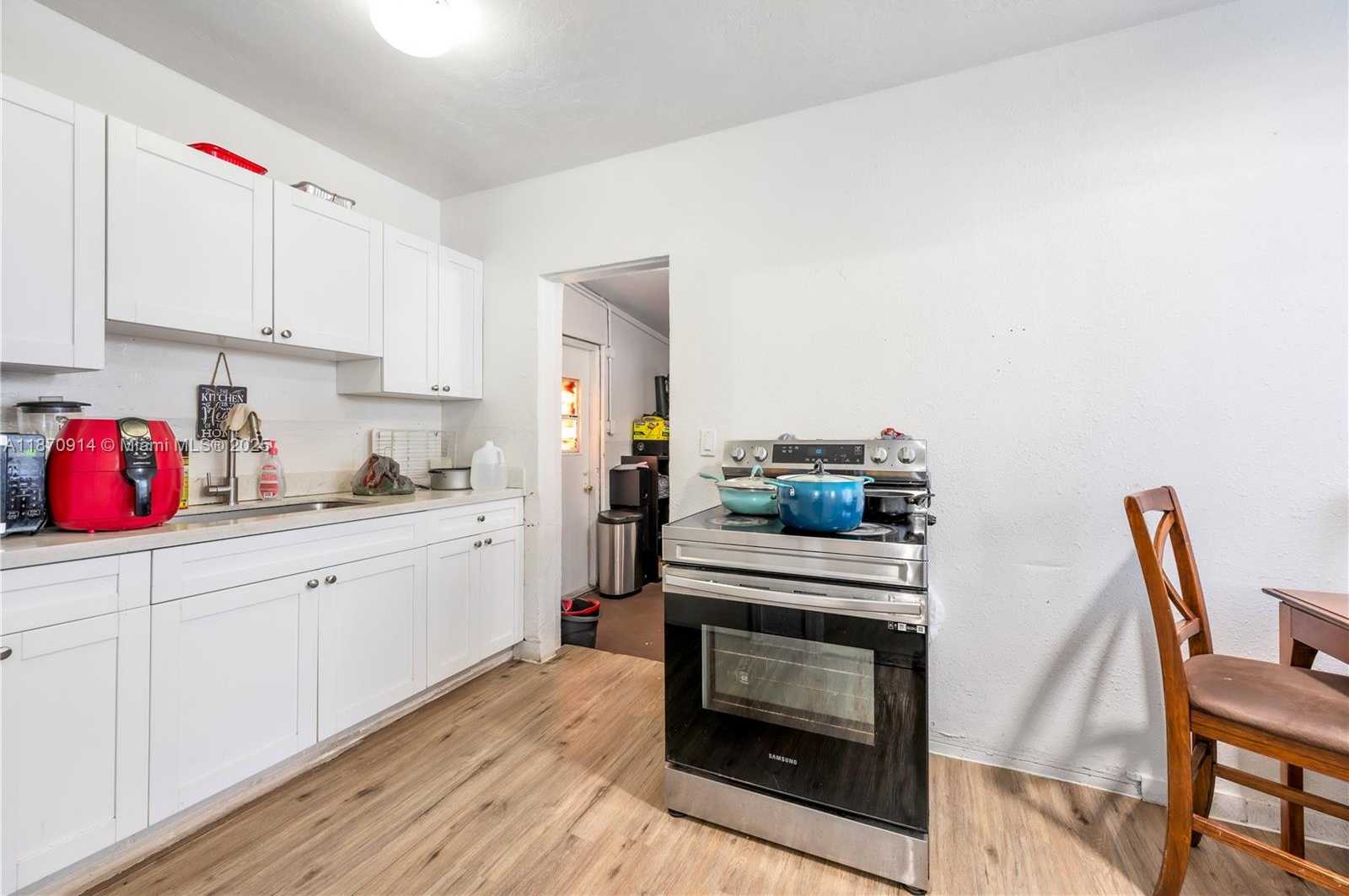 Small Image of 144 NORTH WEST 53RD ST, Miami Number 9