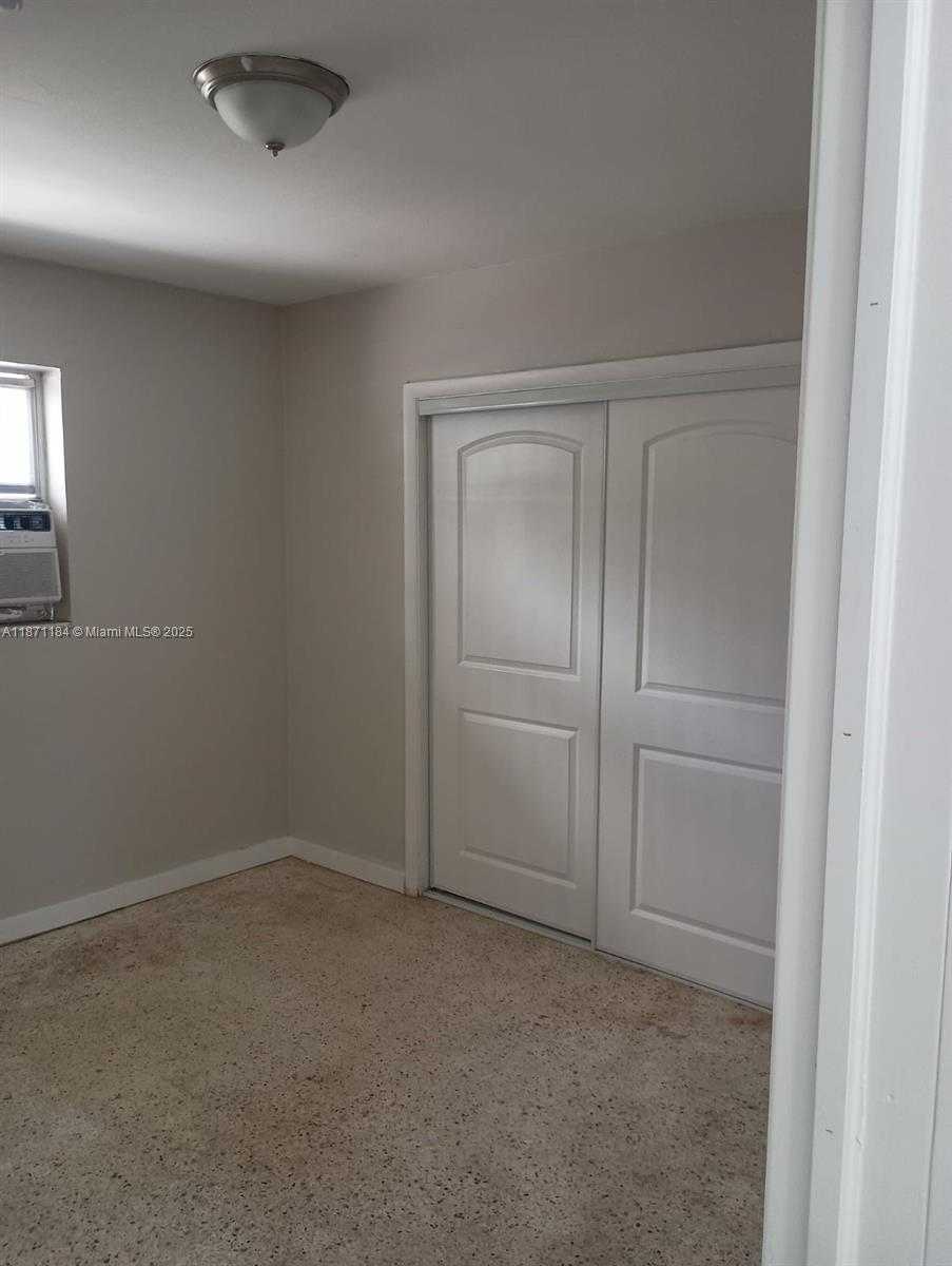 Small Image of 1140 NORTH WEST 9TH ST, Homestead Number 6