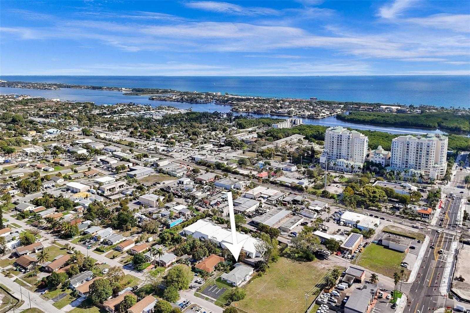 Small Image of 400 NORTH EAST 2ND ST, Boynton Beach Number 12
