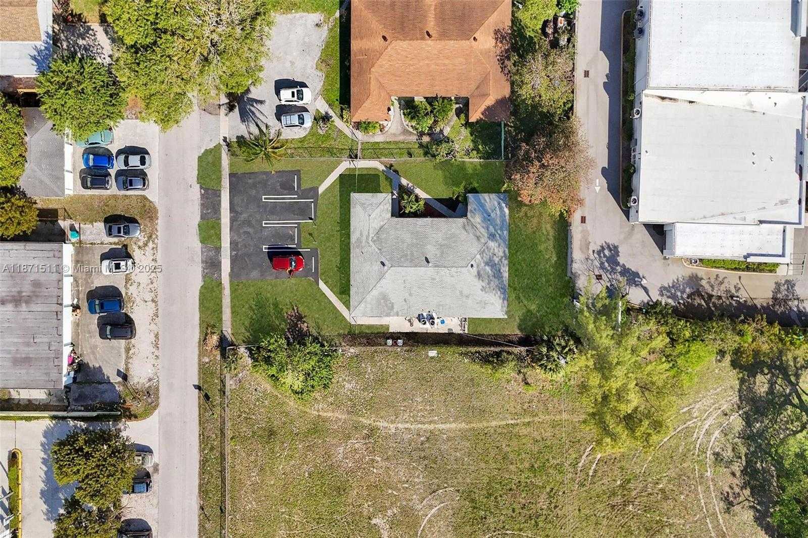 Small Image of 400 NORTH EAST 2ND ST, Boynton Beach Number 16