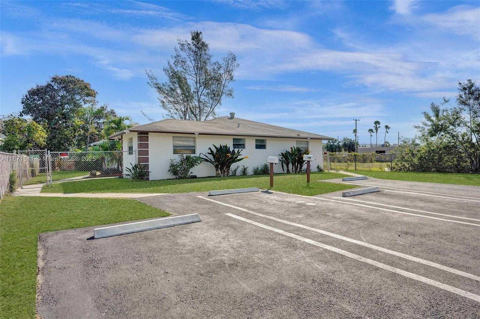 Small Image of 400 NORTH EAST 2ND ST, Boynton Beach Number 23