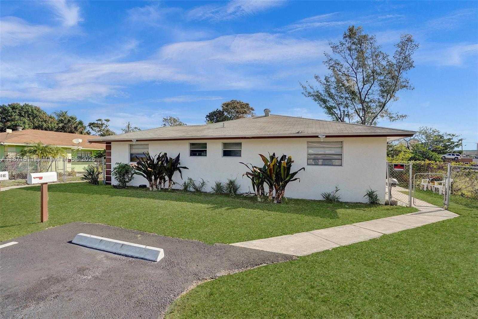 Small Image of 400 NORTH EAST 2ND ST, Boynton Beach Number 25
