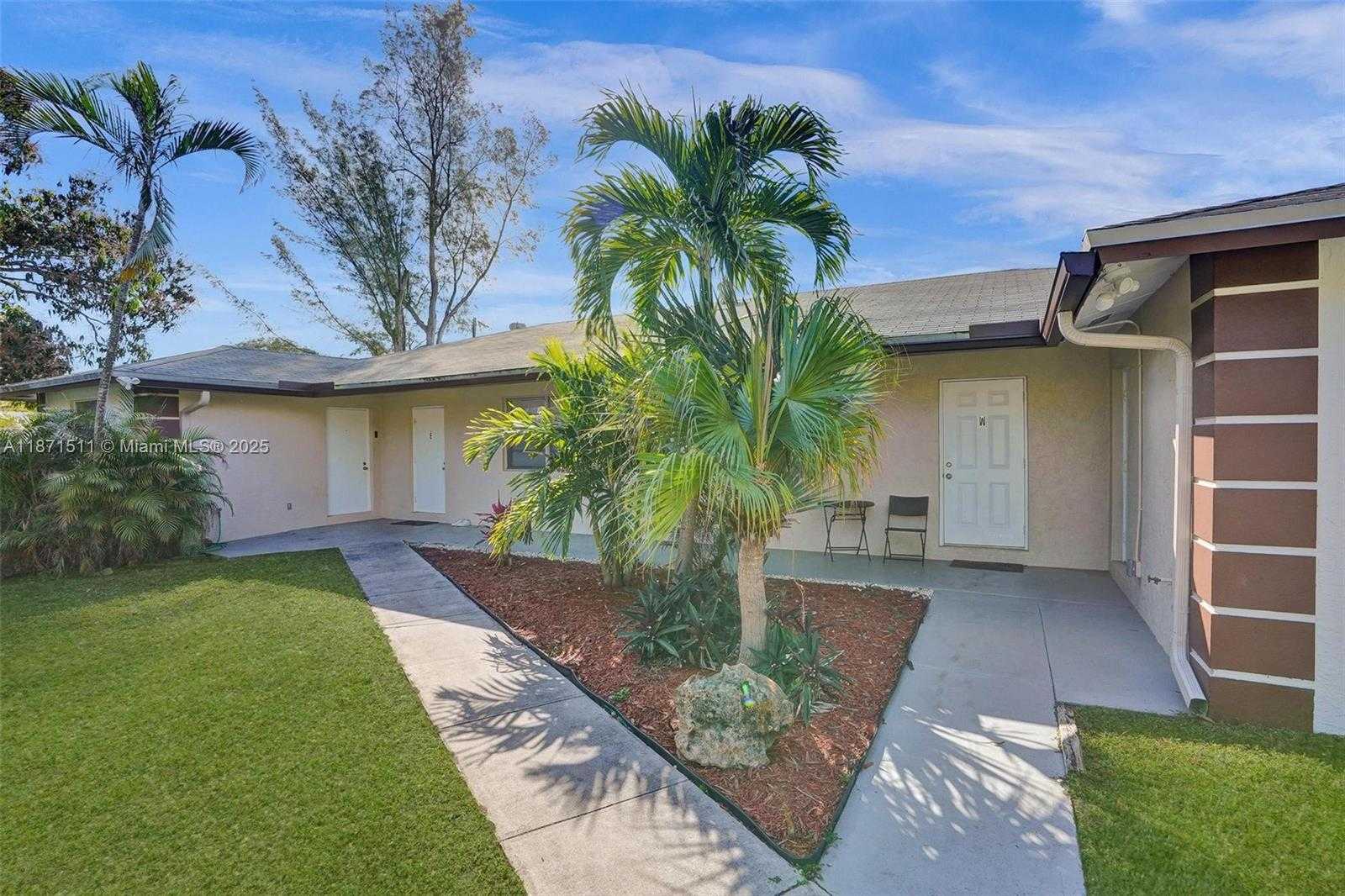 Small Image of 400 NORTH EAST 2ND ST, Boynton Beach Number 30