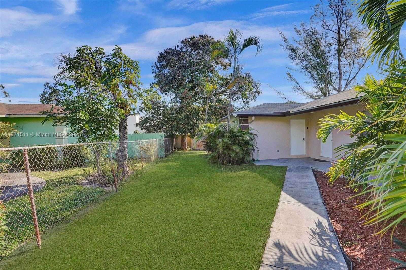 Small Image of 400 NORTH EAST 2ND ST, Boynton Beach Number 33