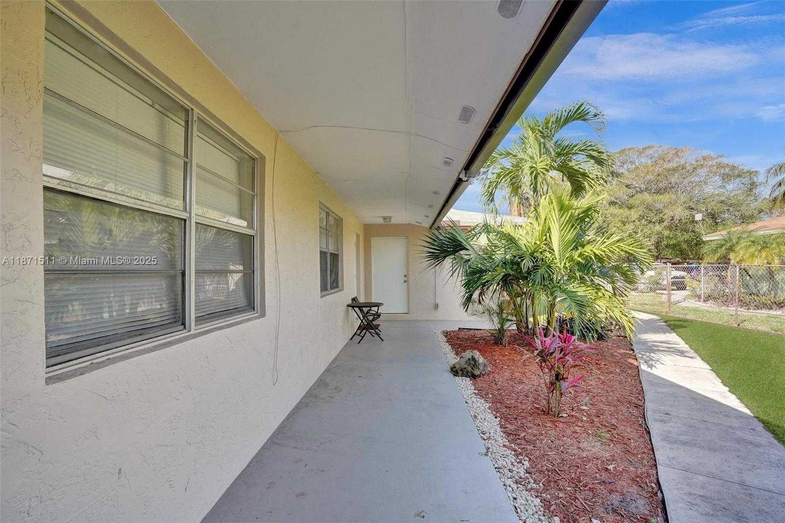 Small Image of 400 NORTH EAST 2ND ST, Boynton Beach Number 35
