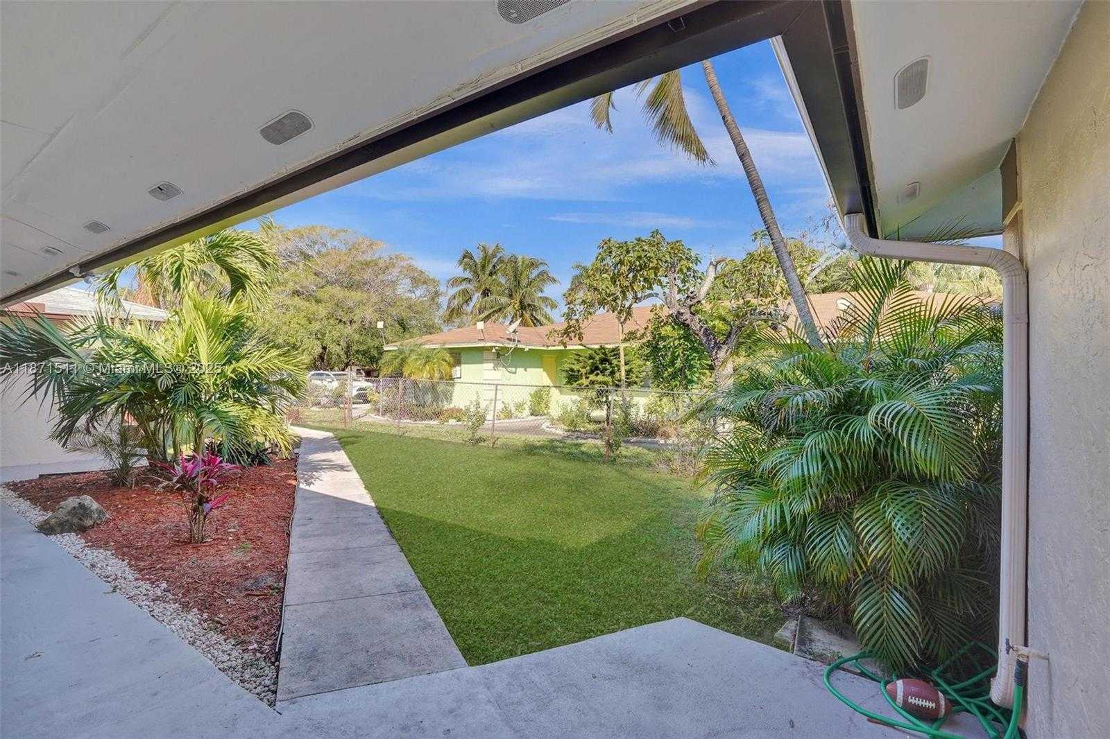 Small Image of 400 NORTH EAST 2ND ST, Boynton Beach Number 36