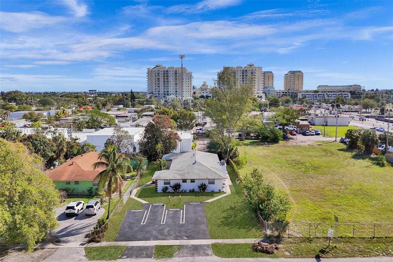 Small Image of 400 NORTH EAST 2ND ST, Boynton Beach Number 9