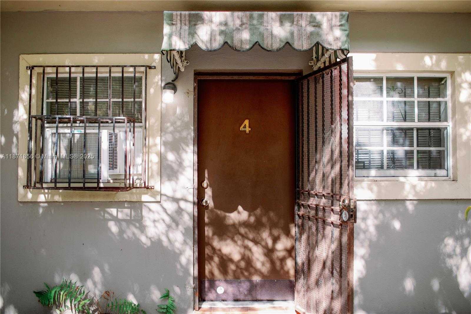 Small Image of 119 NORTH EAST 56TH ST, Miami Number 17