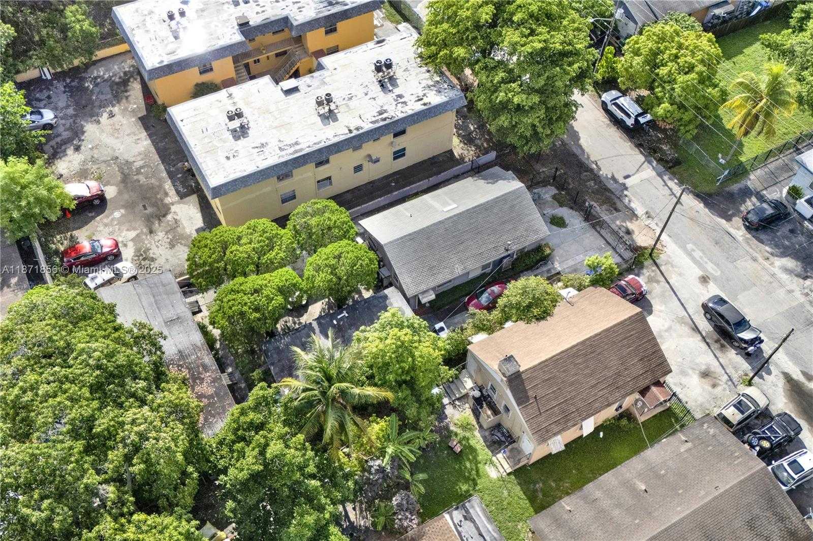 Small Image of 119 NORTH EAST 56TH ST, Miami Number 23