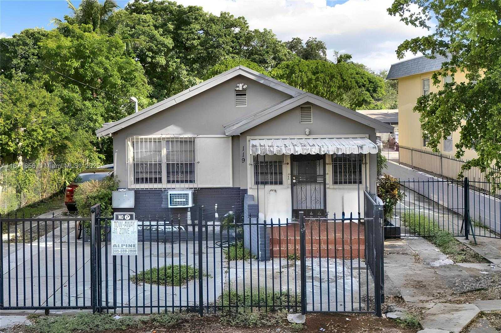 Small Image of 119 NORTH EAST 56TH ST, Miami Number 3