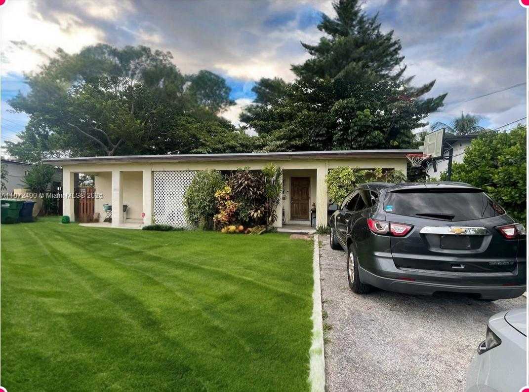 Small Image of 12001 WEST BISCAYNE CANAL RD #2, Miami Number 4