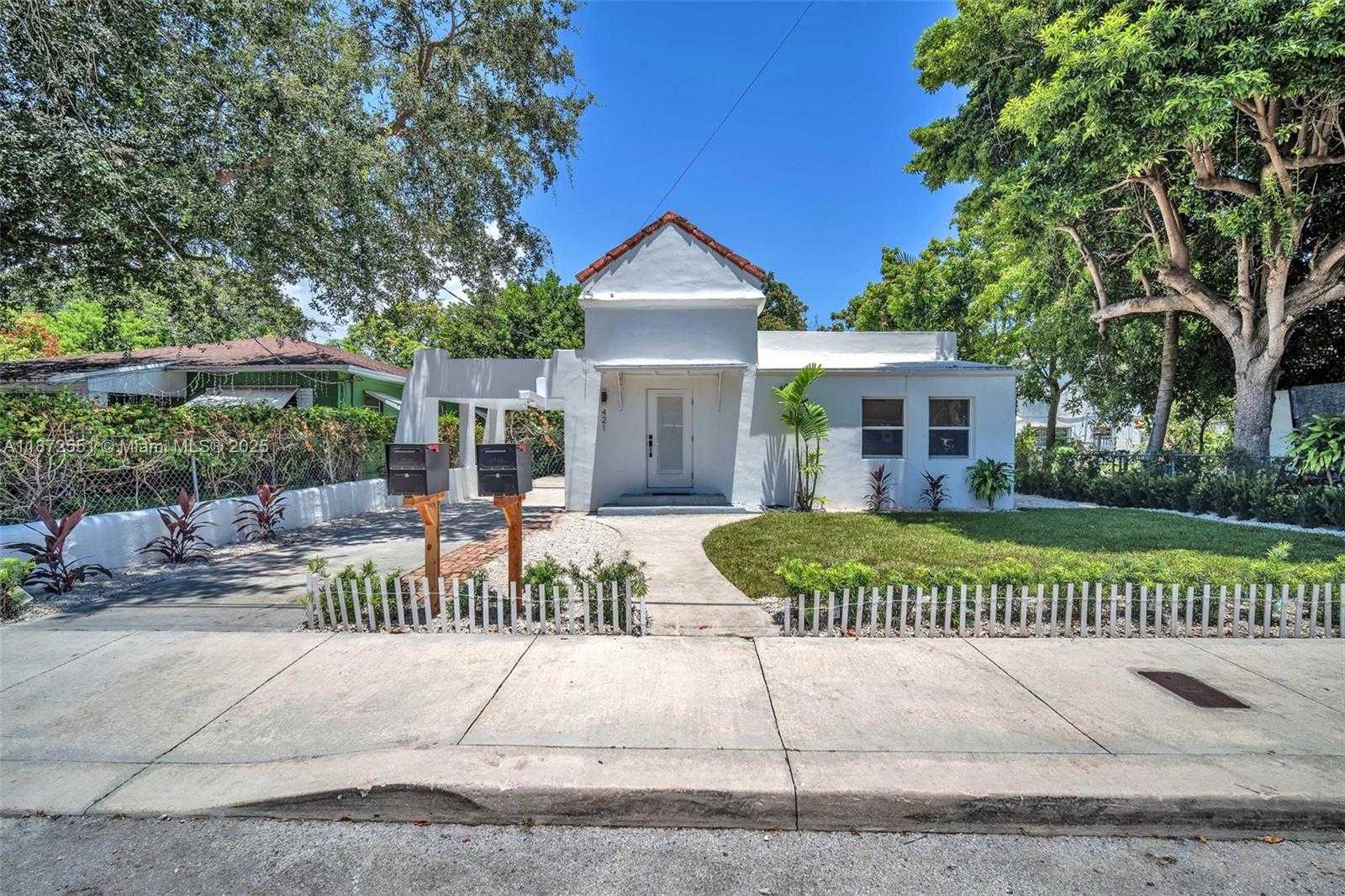 Small Image of 421 NORTH WEST 59TH ST, Miami Number 28