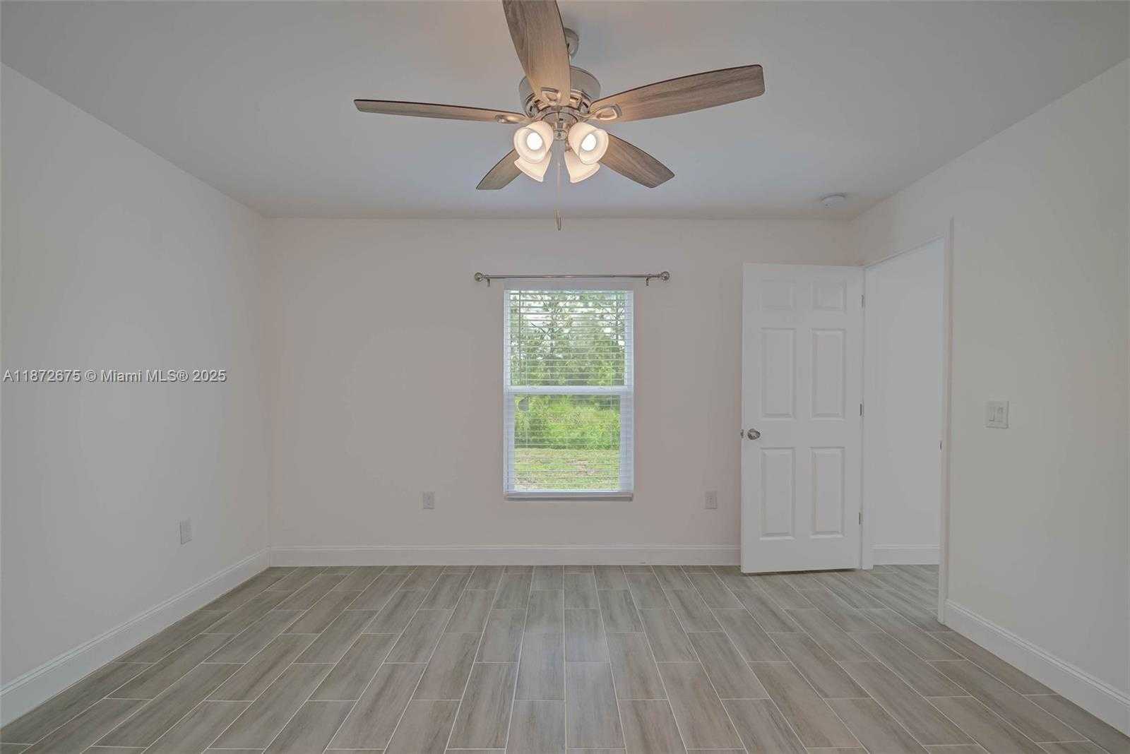 Small Image of 849 BEDFORD DR, Lehigh Acres Number 11