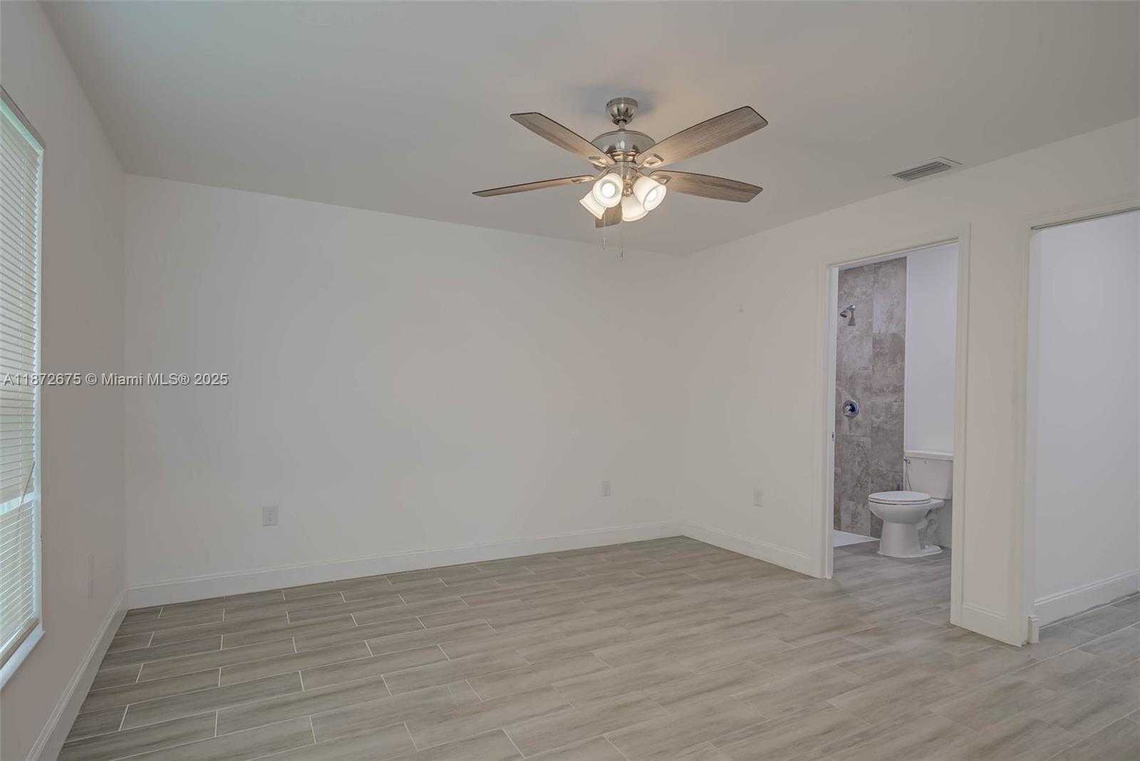 Small Image of 849 BEDFORD DR, Lehigh Acres Number 23