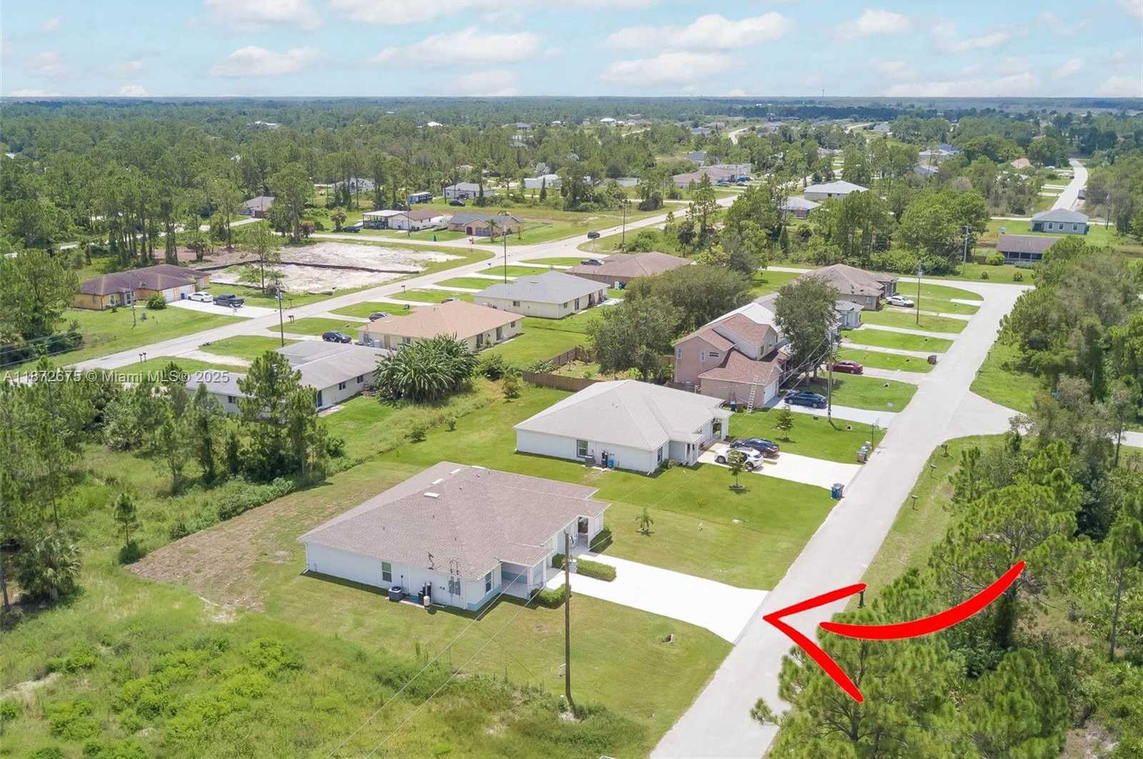 Small Image of 849 BEDFORD DR, Lehigh Acres Number 32