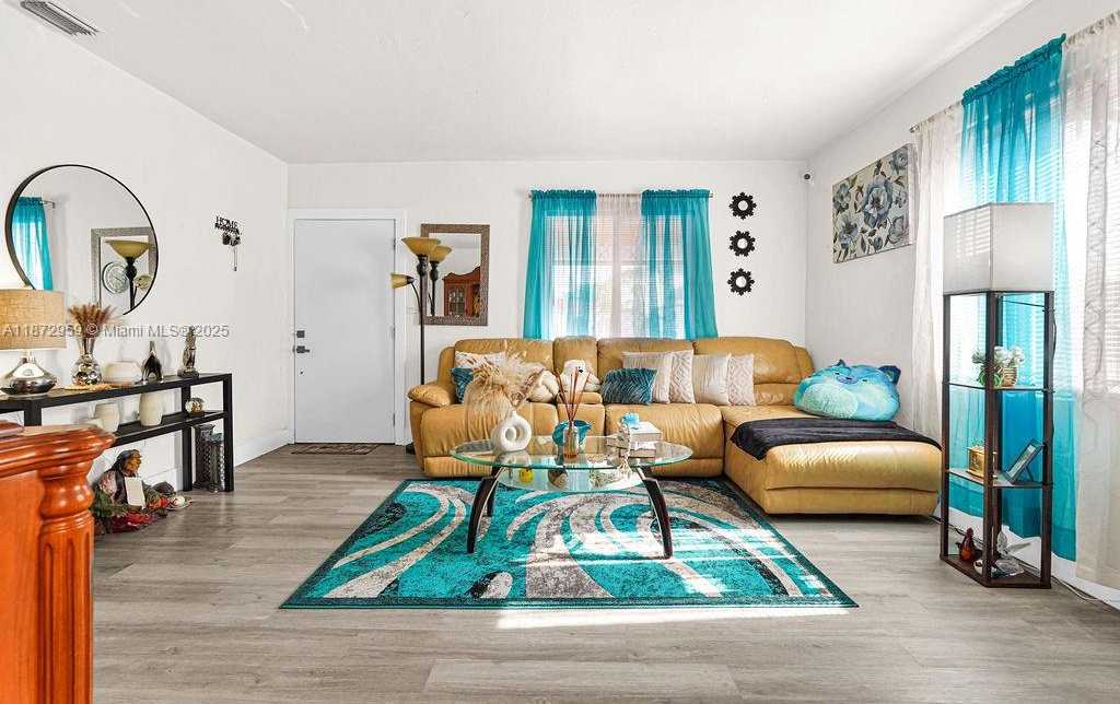 Small Image of 6501 SOUTH WEST 4TH ST, Miami Number 10