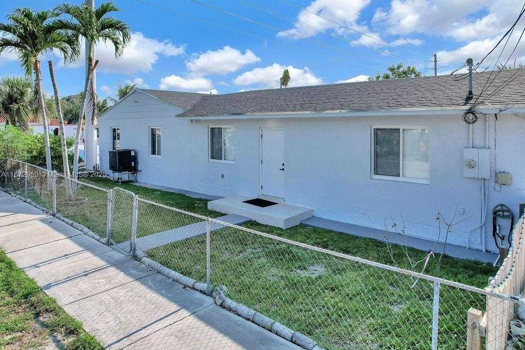 Small Image of 6501 SOUTH WEST 4TH ST, Miami Number 23