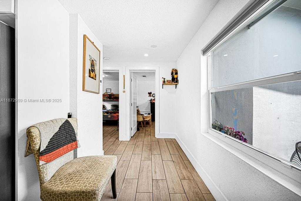 Small Image of 6501 SOUTH WEST 4TH ST, Miami Number 41