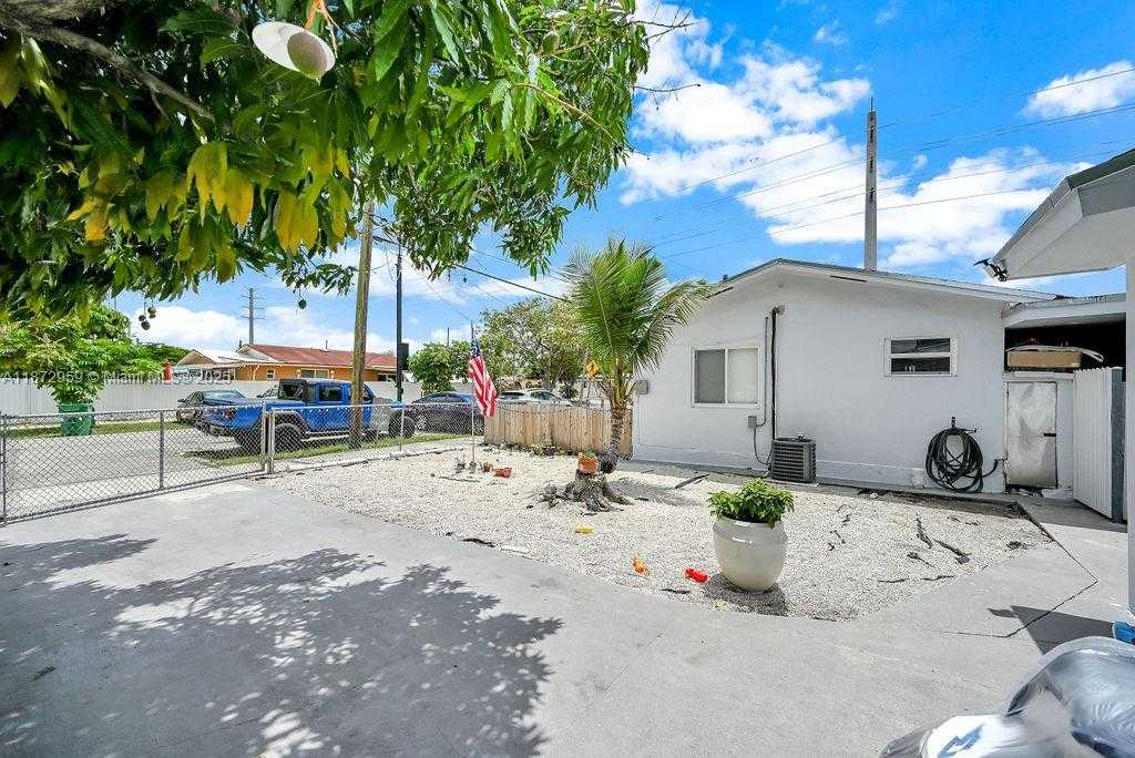 Small Image of 6501 SOUTH WEST 4TH ST, Miami Number 49