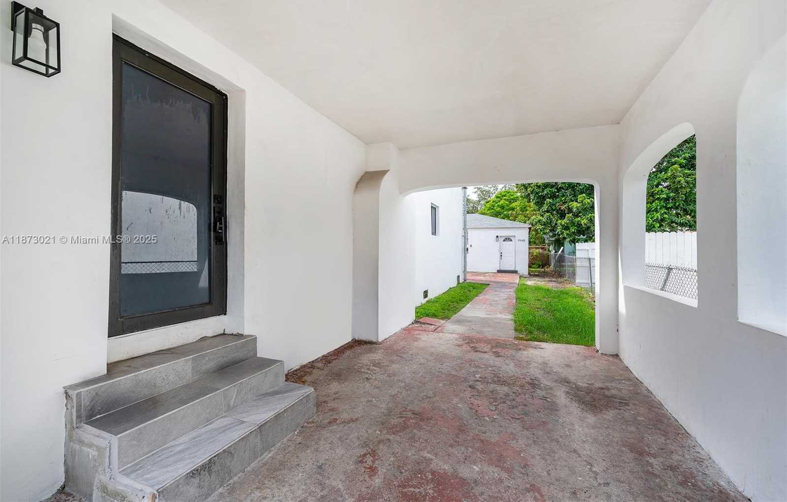 Small Image of 1946 NORTH WEST 49TH ST, Miami Number 4