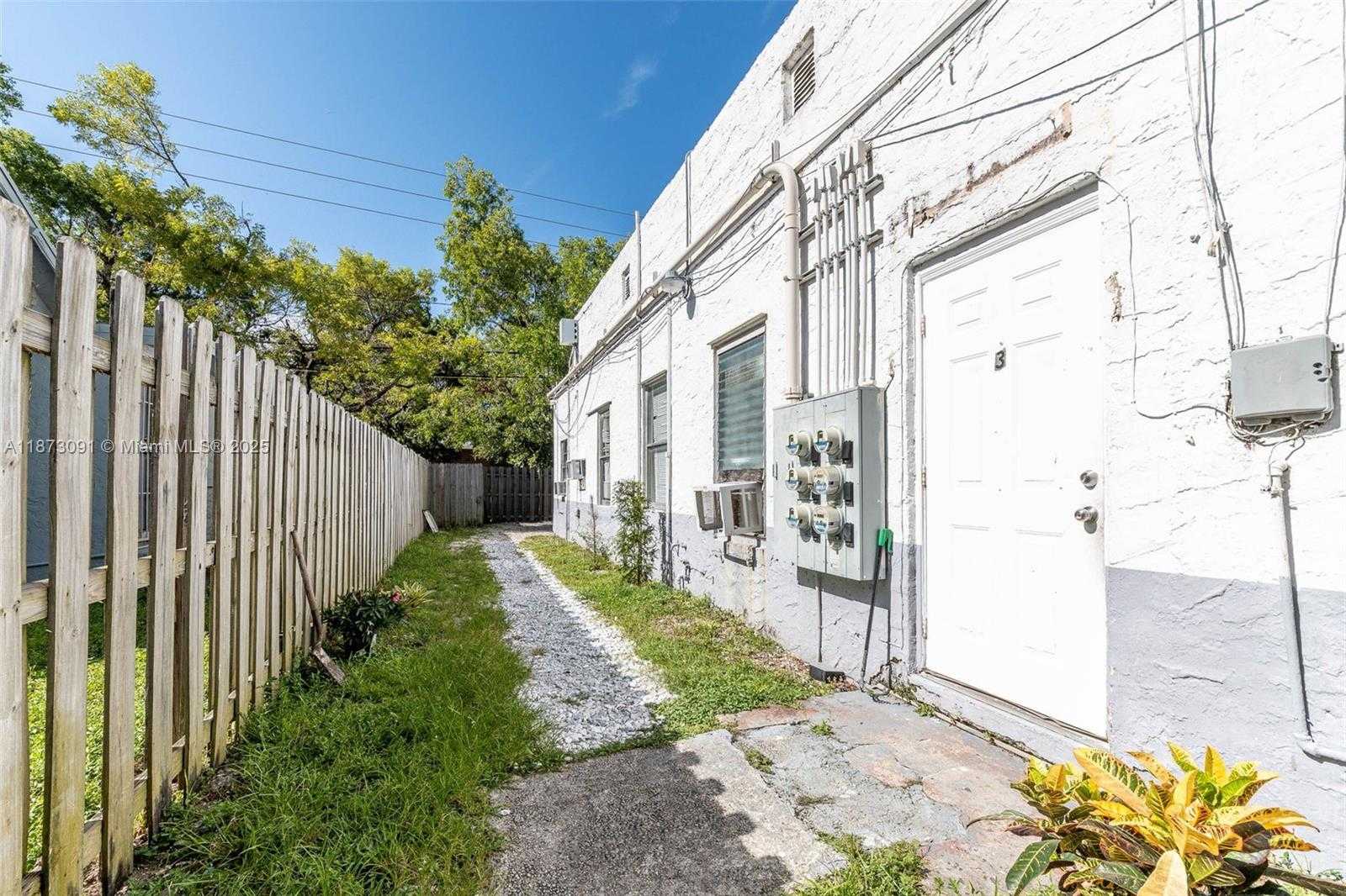 Small Image of 180 NORTH WEST 59TH ST #5, Miami Number 12