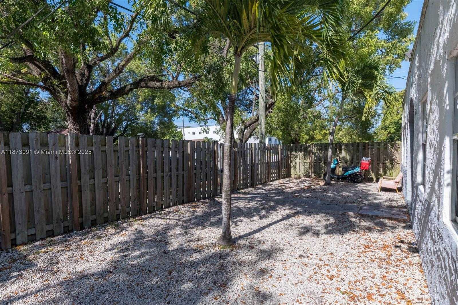 Small Image of 180 NORTH WEST 59TH ST #5, Miami Number 16