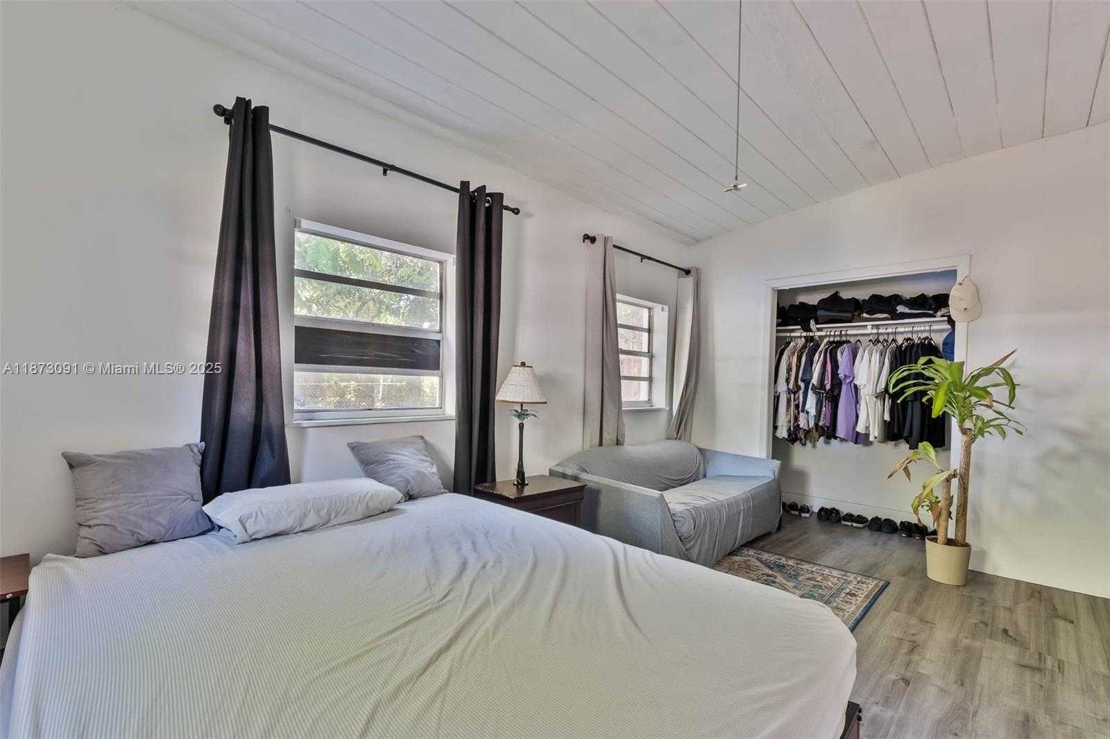Small Image of 180 NORTH WEST 59TH ST #5, Miami Number 8