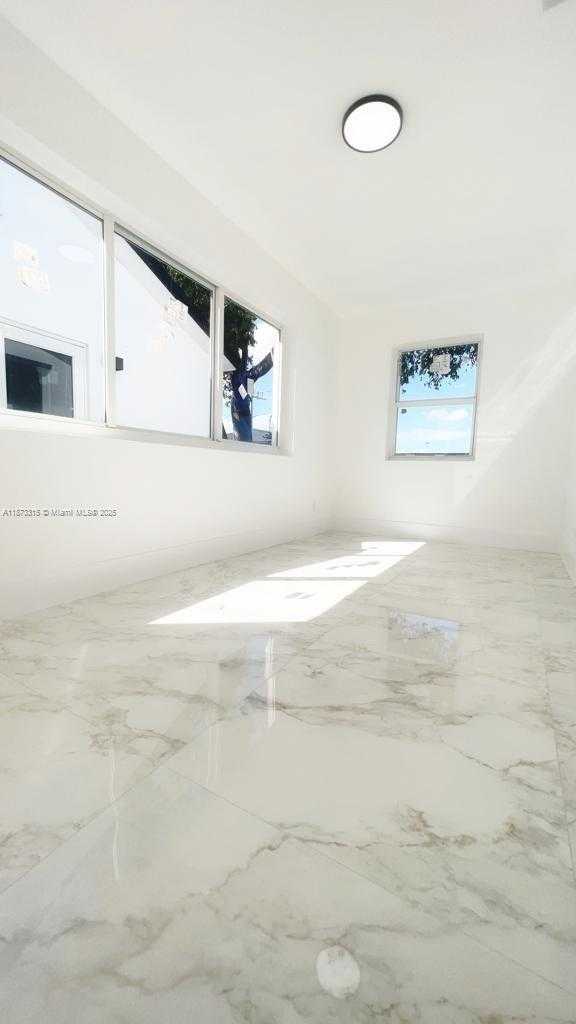 Small Image of 1013 NORTH WEST 1ST AVE, Hallandale Beach Number 16
