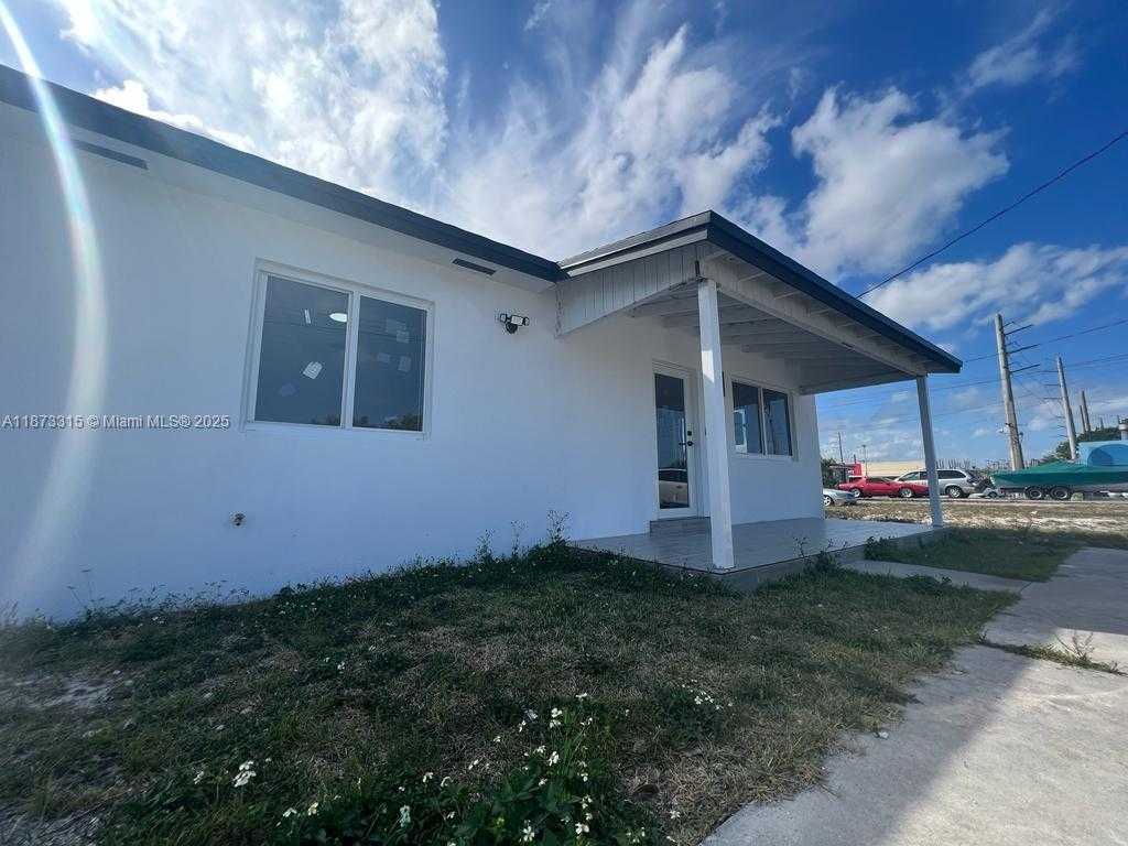 Small Image of 1013 NORTH WEST 1ST AVE, Hallandale Beach Number 21