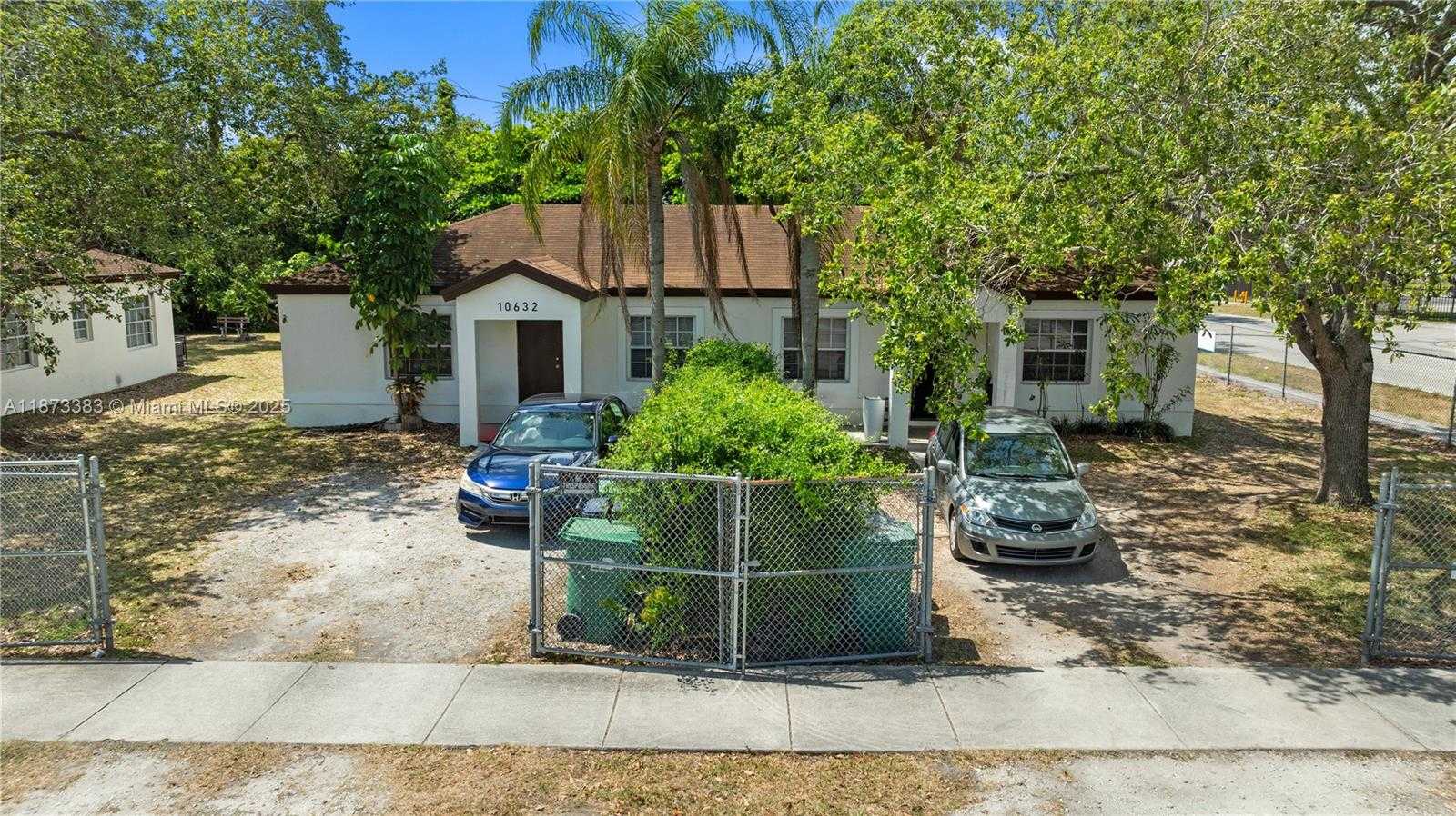 Small Image of 10634 SOUTH WEST 182ND ST #2, Miami Number 12