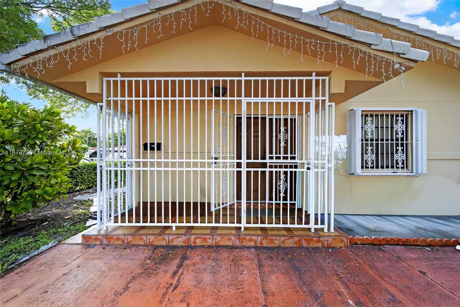 Small Image of 2500 SOUTH WEST 11TH ST, Miami Number 2