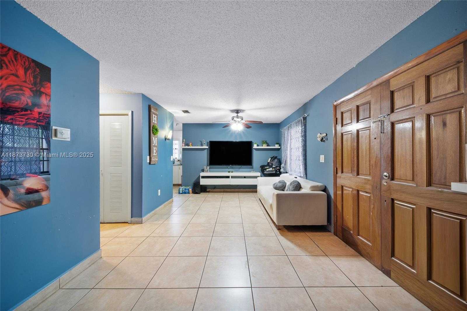 Small Image of 2500 SOUTH WEST 11TH ST, Miami Number 25