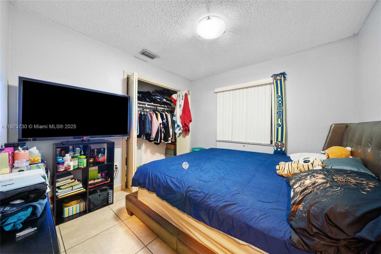 Small Image of 2500 SOUTH WEST 11TH ST, Miami Number 32