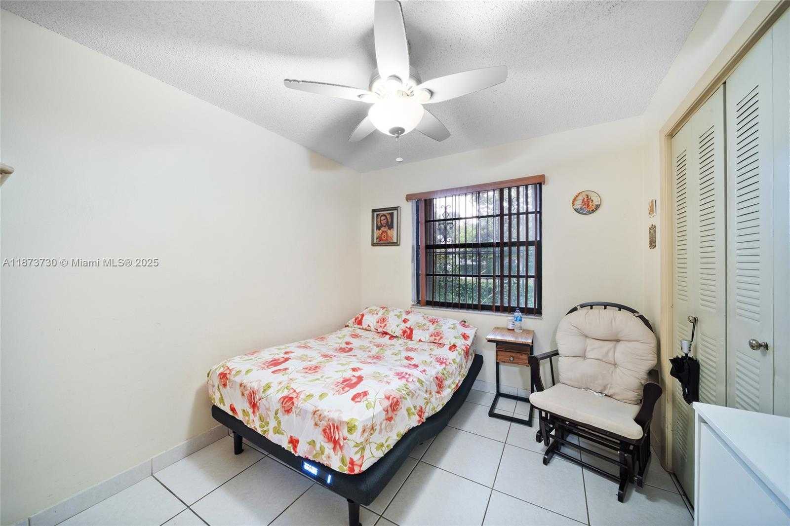 Small Image of 2500 SOUTH WEST 11TH ST, Miami Number 41